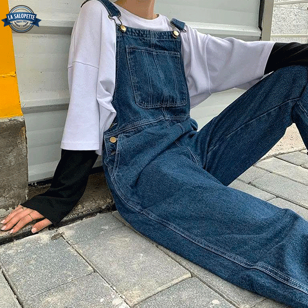 Jeans-Latzhose in großer Oversize-Größe